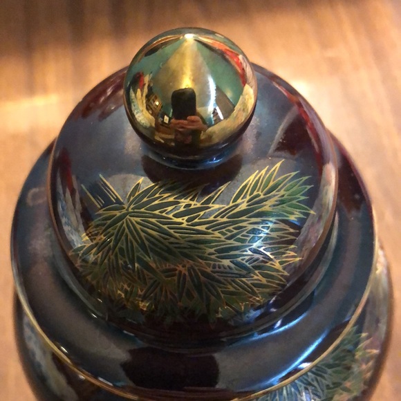 Vintage OMC Otagiri Merchantile Company Japan 8 1/2” x 5” Vase with Lid - Picture 2 of 8